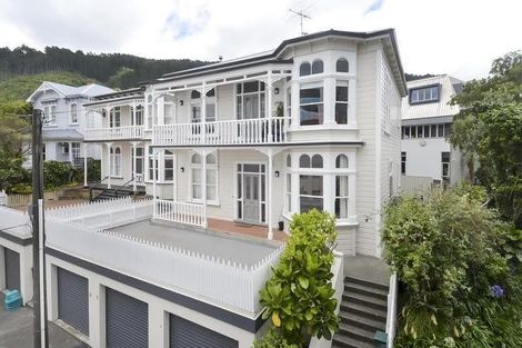Photo of property in 23 Portland Crescent, Thorndon, Wellington, 6011