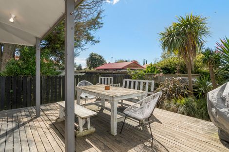 Photo of property in 17a Lyn Grove, Papamoa Beach, Papamoa, 3118