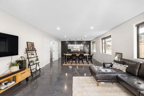 Photo of property in 5 Howden Drive, Jacks Point, 9371