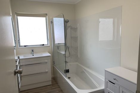 Photo of property in 57 Ruapehu Street, Paraparaumu, 5032