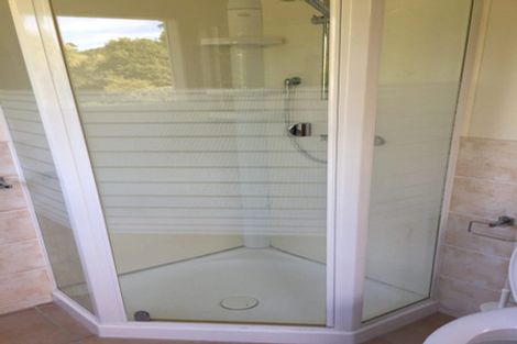 Photo of property in 115 Bethells Road, Waitakere, Henderson, 0781