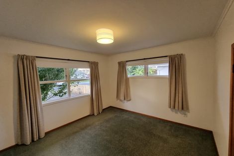 Photo of property in 6 Hereford Street, Te Atatu Peninsula, Auckland, 0610