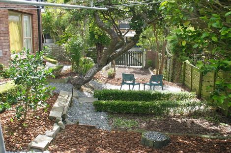 Photo of property in 70a Churton Drive, Churton Park, Wellington, 6037