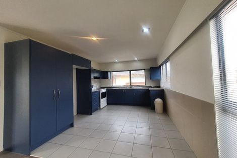 Photo of property in 1/177 Forrest Hill Road, Forrest Hill, Auckland, 0620