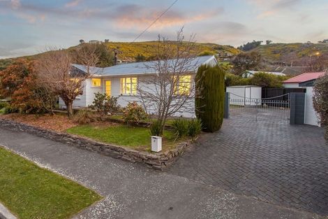 Photo of property in 4 Lucienne Place, Hillsborough, Christchurch, 8022