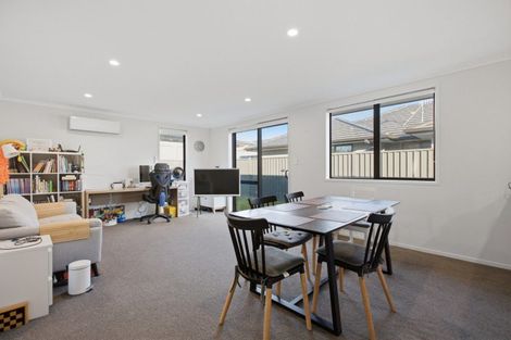 Photo of property in 75 Tabraham Crescent, Pyes Pa, Tauranga, 3112
