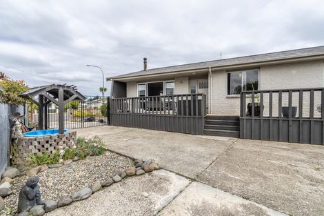 Photo of property in 27 Iona Place, Strathern, Invercargill, 9812