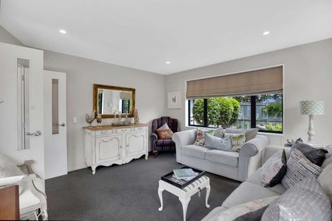 Photo of property in 75 Willowside Place, Amberley, 7410