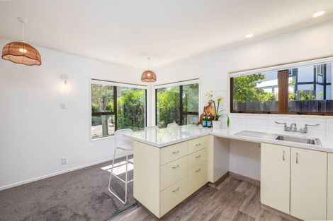 Photo of property in 21 Celia Street, Redcliffs, Christchurch, 8081