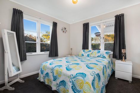Photo of property in 1/72 Gloucester Road, Manurewa, Auckland, 2102