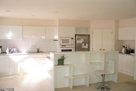Photo of property in 28 Currell Way, Somerville, Auckland, 2014