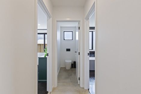 Photo of property in 29 Smith Street, Lepperton, New Plymouth, 4373