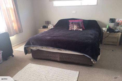 Photo of property in 80a Lynn Road, Bayview, Auckland, 0629