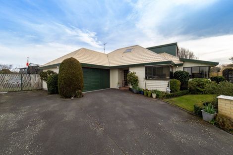 Photo of property in 16 Falcon Drive, Allenton, Ashburton, 7700