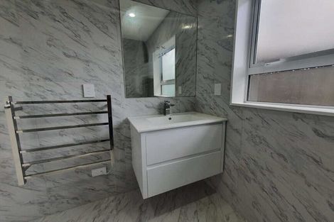 Photo of property in 83a Glengarry Road, Glen Eden, Auckland, 0602