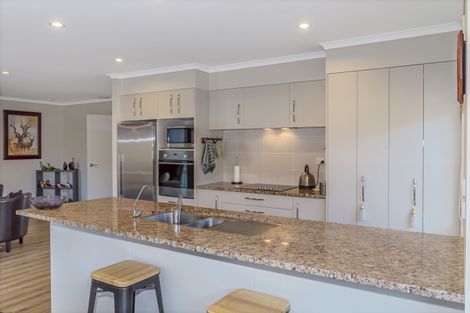Photo of property in 4 Clifton Lane, Snells Beach, 0920