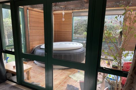 Photo of property in 19 Logan Way, Kelvin Grove, Palmerston North, 4414