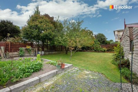 Photo of property in 16 Walton Park Avenue, Fairfield, Dunedin, 9018