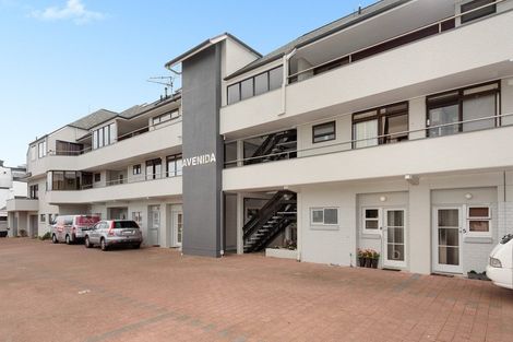 Photo of property in 40c Maunganui Road, Mount Maunganui, 3116
