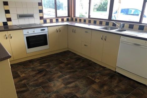 Photo of property in 100 Matakana Valley Road, Matakana, Warkworth, 0985