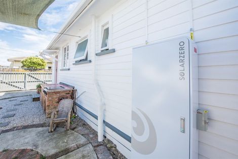 Photo of property in 19 Parkers Road, Tahunanui, Nelson, 7011