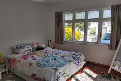 Photo of property in 34 Palm Avenue, Lyall Bay, Wellington, 6022
