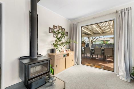 Photo of property in 9 Milsom Place, Te Puke, 3119