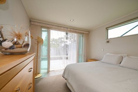 Photo of property in 156 Sands Crescent, Matarangi, Whitianga, 3592