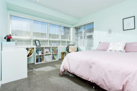 Photo of property in 12 Kitchener Road, Takapuna, Auckland, 0622