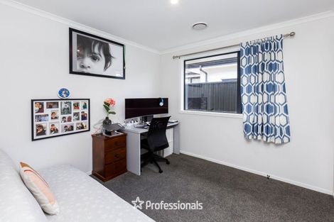 Photo of property in 115 Mawai Hakona Drive, Wallaceville, Upper Hutt, 5018