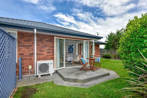 Photo of property in 44a Moreland Avenue, Papanui, Christchurch, 8053