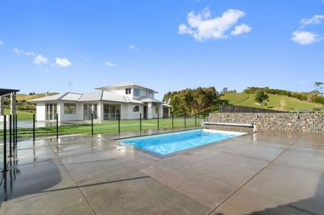 Photo of property in 193 Dunn Road, Ararimu, Drury, 2579