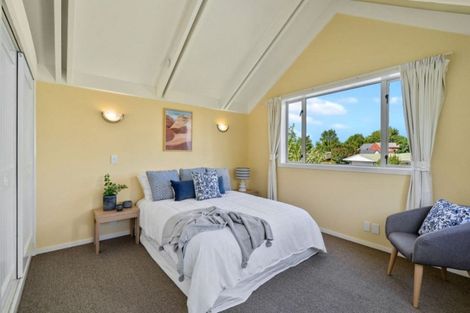 Photo of property in 2/8 Guinness Crescent, Ilam, Christchurch, 8041