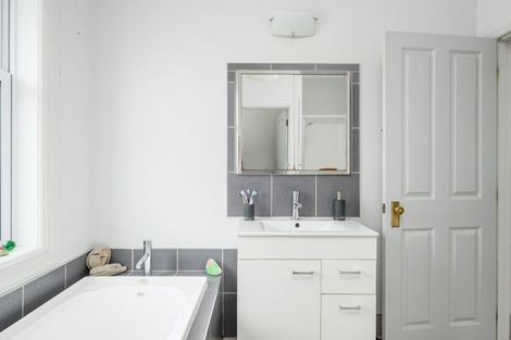 Photo of property in 55 Stafford Street, Whataupoko, Gisborne, 4010