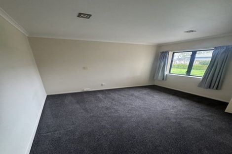 Photo of property in 28 Diomede Glade, Flagstaff, Hamilton, 3210