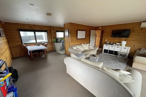 Photo of property in 30 Bluewater Place, Wattle Downs, Auckland, 2103