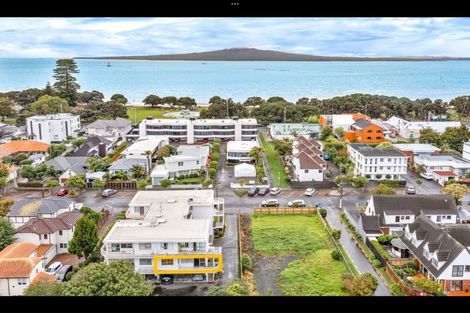 Photo of property in 4/9 Marau Crescent, Mission Bay, Auckland, 1071