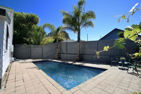 Photo of property in 66 Pelorus Street, Glenview, Hamilton, 3206