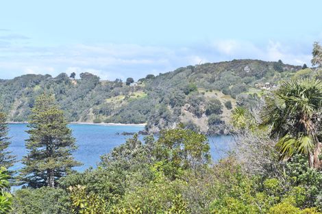 Photo of property in 8 Hillside Crescent, Leigh, 0985