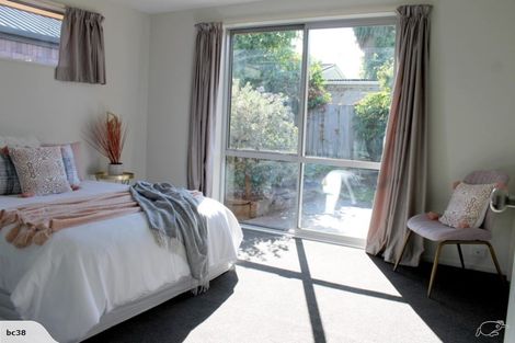 Photo of property in 73b Somerfield Street, Somerfield, Christchurch, 8024