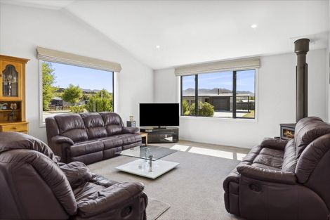 Photo of property in 7 Wren Street, Albert Town, Wanaka, 9305