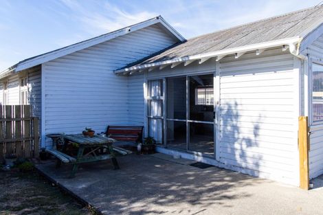 Photo of property in 76 Shearman Street, Waimate, 7924