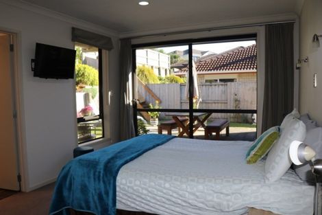 Photo of property in 18 Waipuna Grove, Welcome Bay, Tauranga, 3112