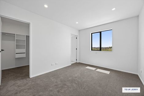 Photo of property in 49 Auranga Drive, Karaka, Papakura, 2113