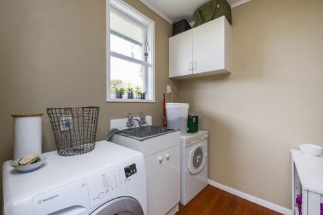 Photo of property in 53 Waterloo Crescent, Hokowhitu, Palmerston North, 4410