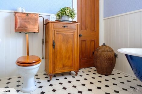 Photo of property in 2 Fifield Street, Roslyn, Dunedin, 9010