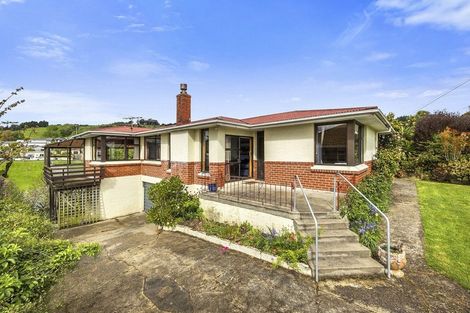 Photo of property in 10 Weir Street, Green Island, Dunedin, 9018