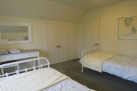 Photo of property in 2/271 Memorial Avenue, Burnside, Christchurch, 8053