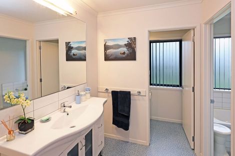 Photo of property in 6 Essex Street, Weston, Oamaru, 9401