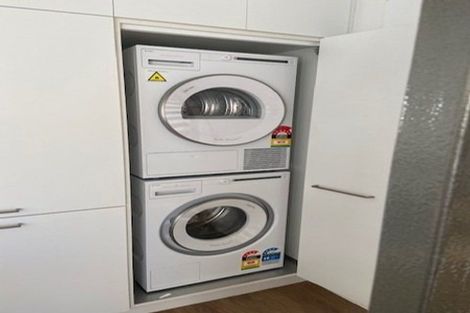 Photo of property in 3/45 Division Street, Riccarton, Christchurch, 8041